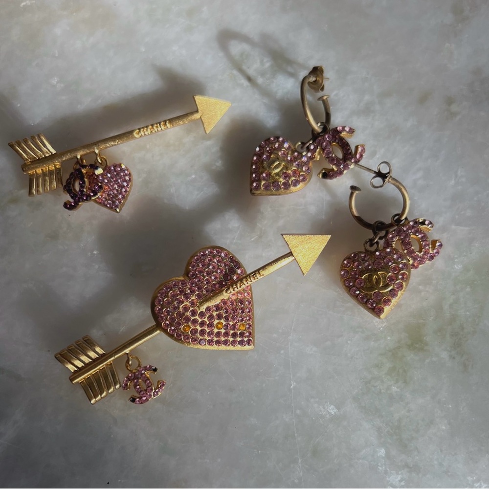 Vintage Chanel Gold Plated Rare Heart Collection - Picture 13 of 16